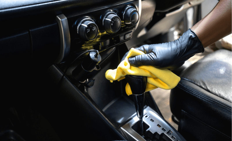Car grooming by cleaning doctor